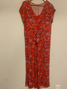 Love Ellie Short Sleeve Jumpsuit with Front Waist Tie, Large, Red